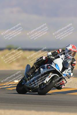 media/Sep-09-2023-SoCal Trackdays (Sat) [[6f49351c42]]/Turn 16 (830am)/